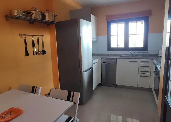 Geneva - Relax Y Diversion * Playa Blanca (Lanzarote)